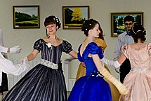 Челны возрождают бальные традиции