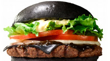 Посетителям Burger King в Японии предложат черные бургеры