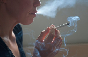Мужчины и женщины получают разные ощущения от курения